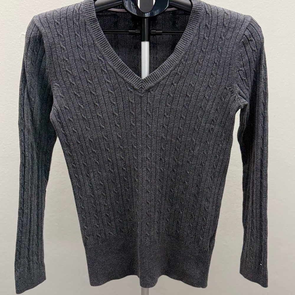 Tommy Hilfiger Charcoal V-Neck Cable Knit Sweater Size M 100% Cotton